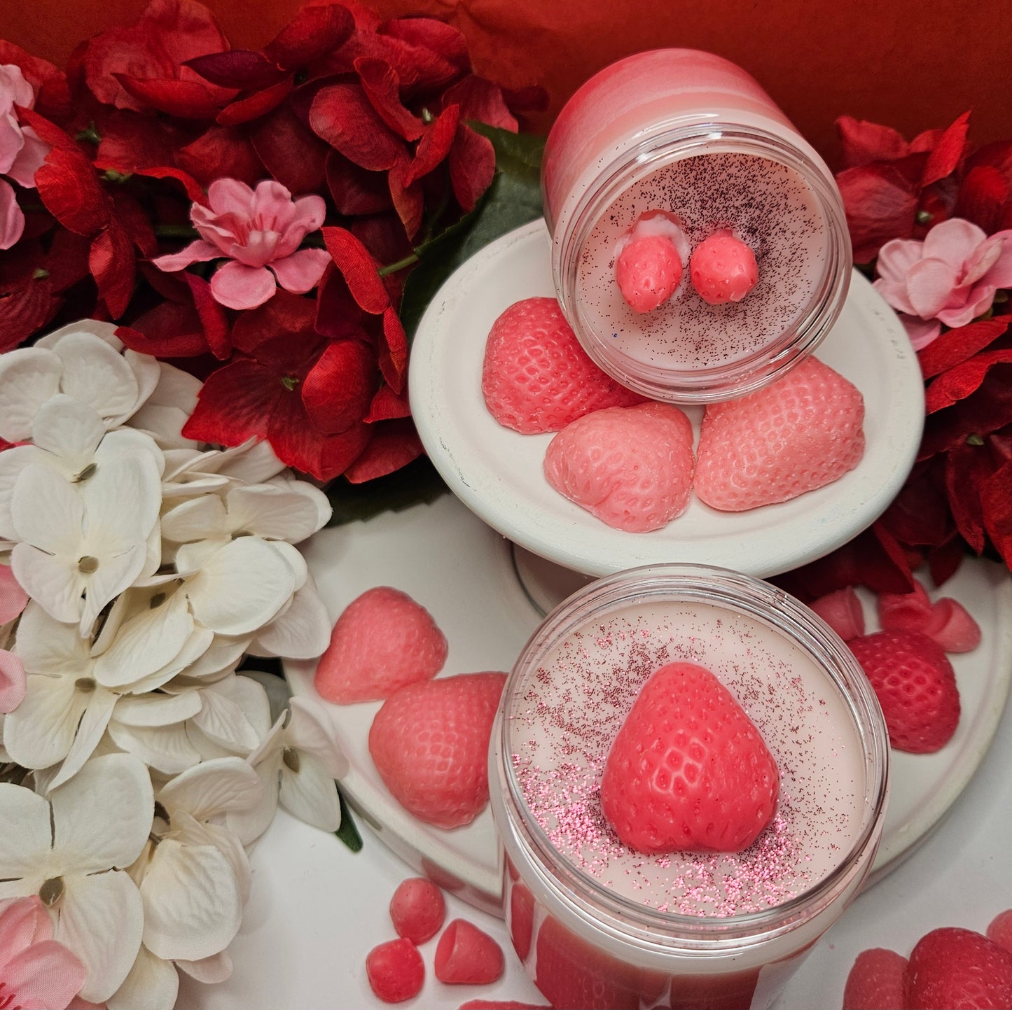 Strawberry scoopable wax