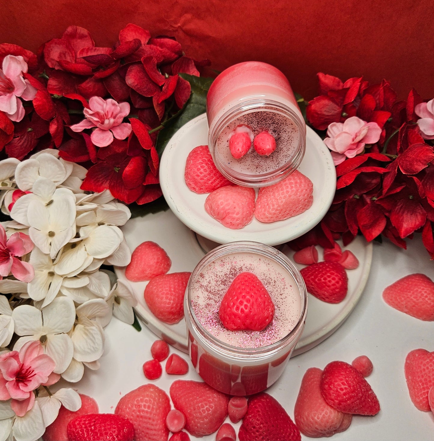 Strawberry scoopable wax