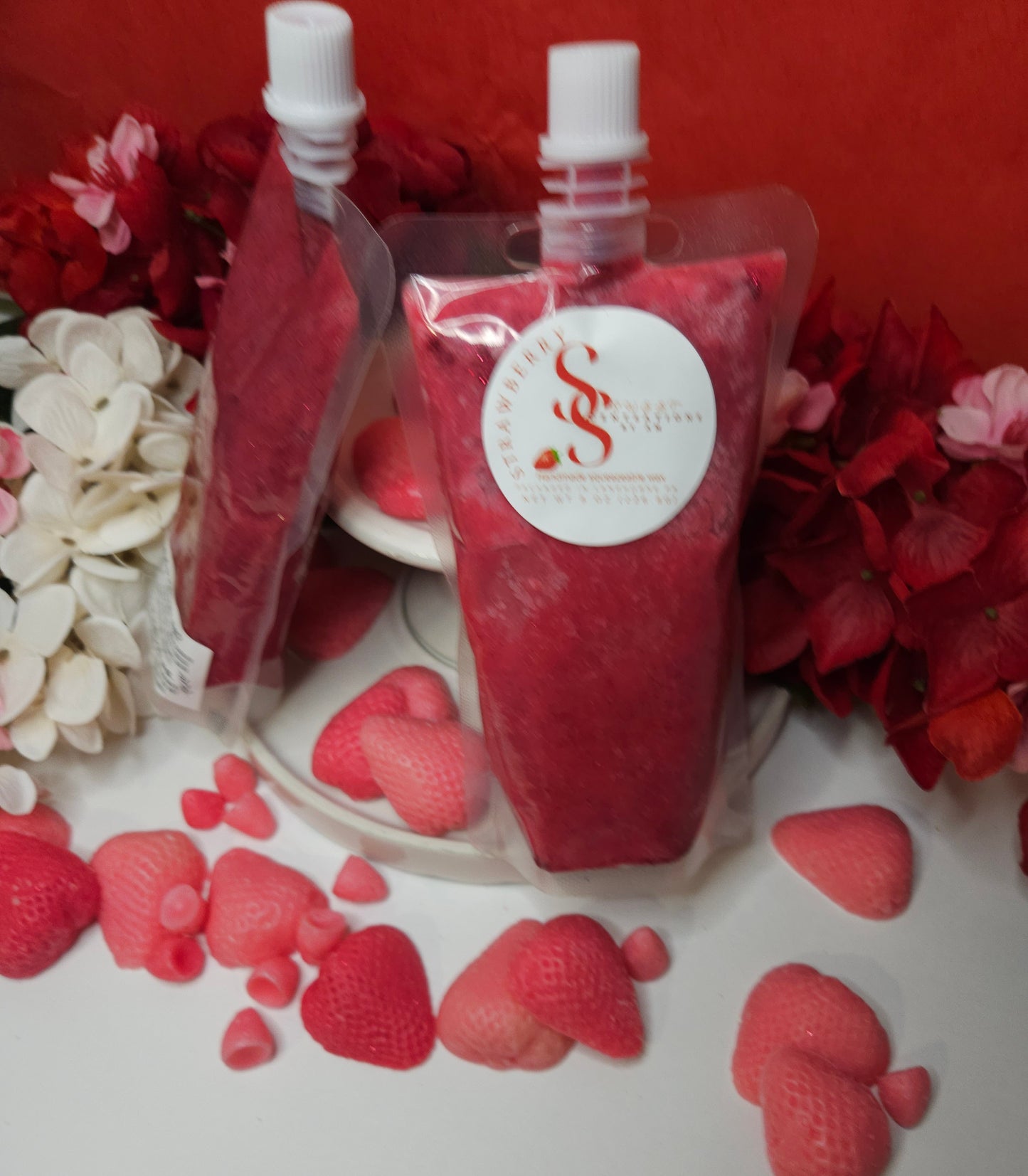 Strawberry squeezeable wax