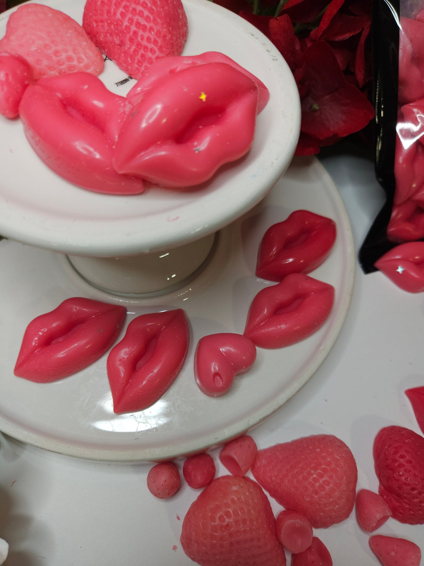 Strawberry Embed melts