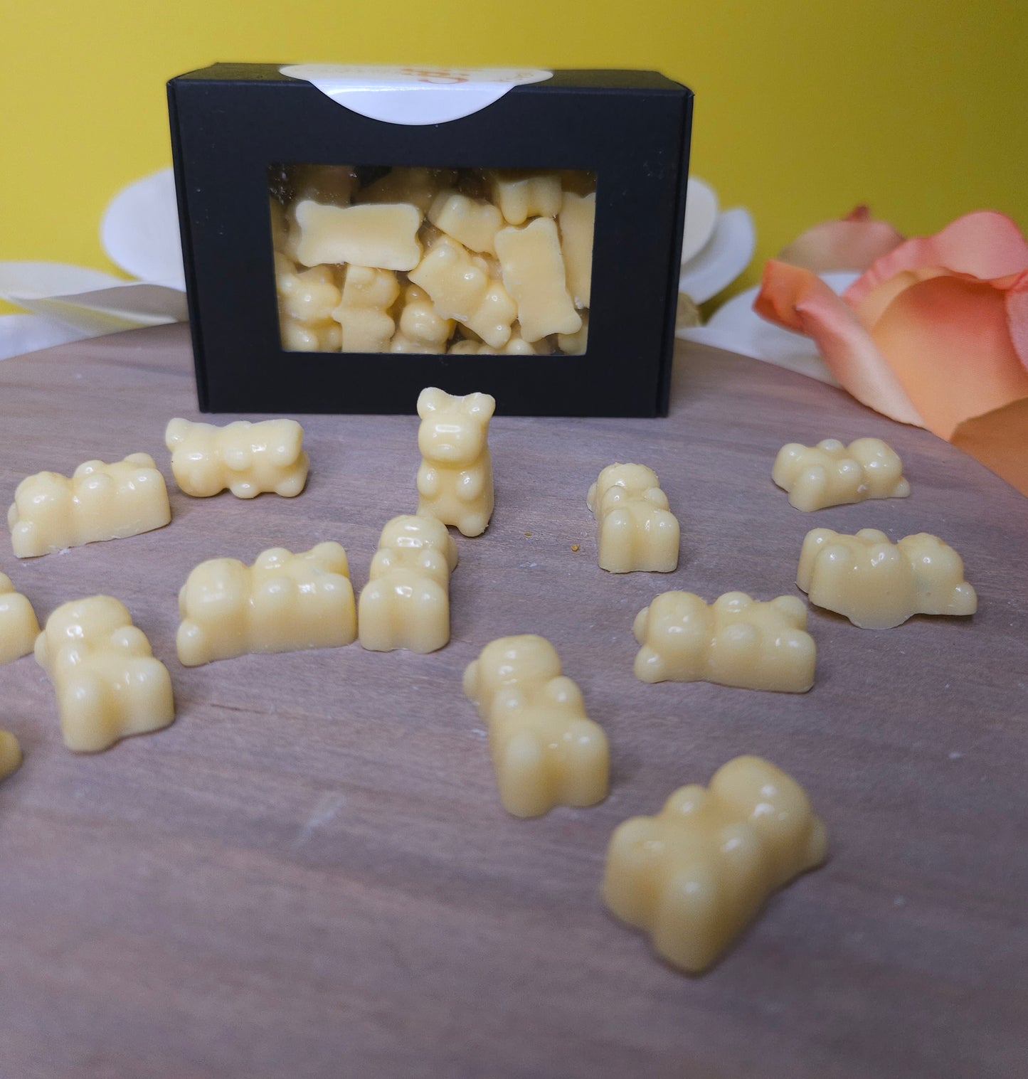 Peach gummy bears