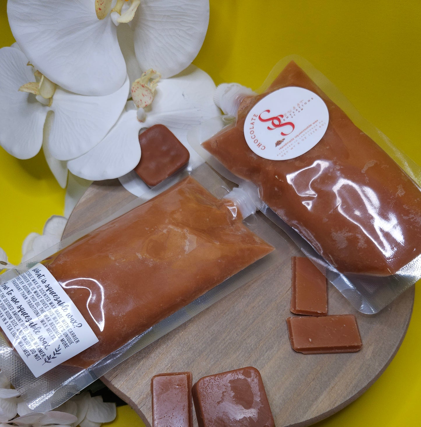 Chocolate squeezeable wax