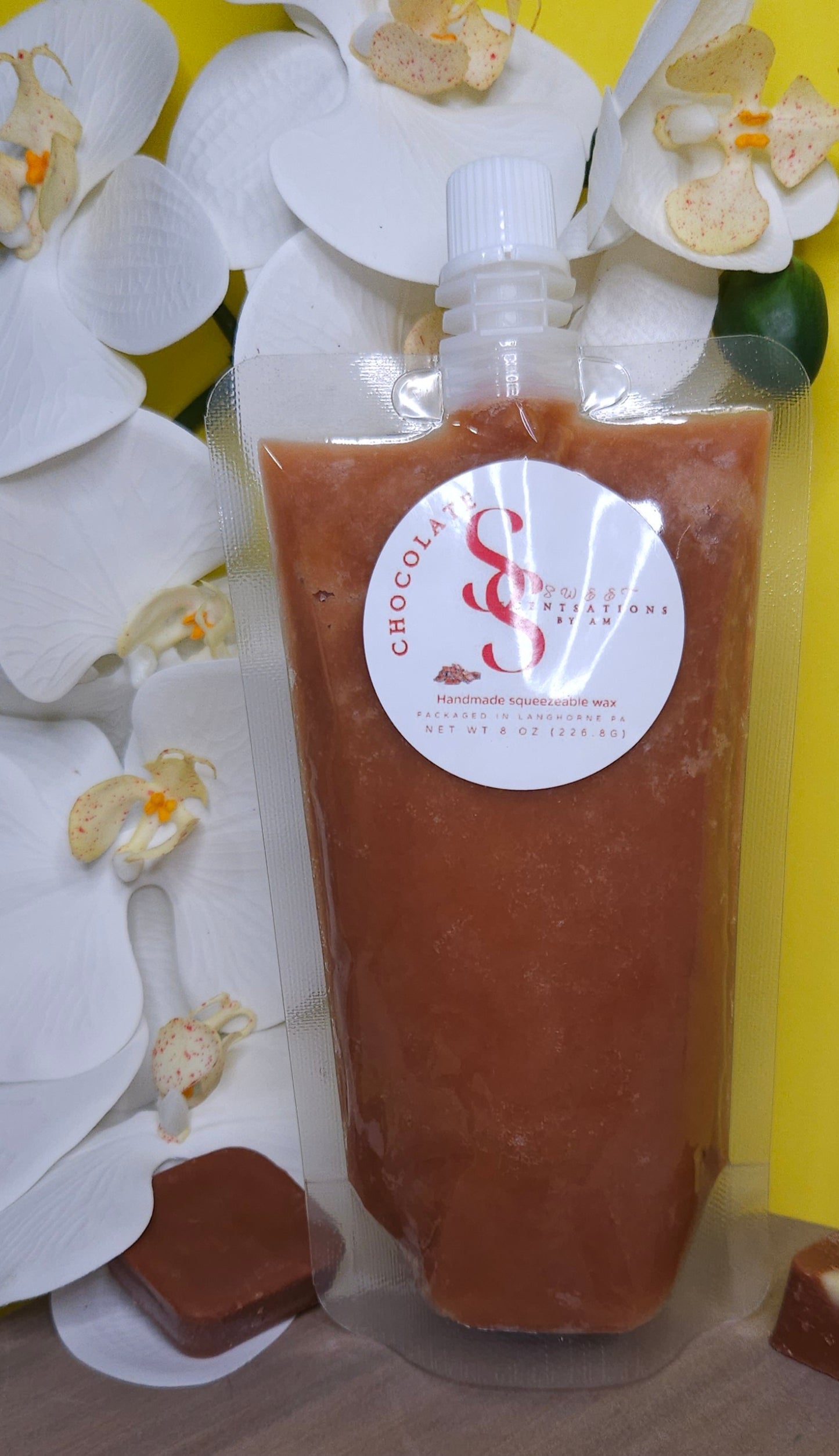 Chocolate squeezeable wax