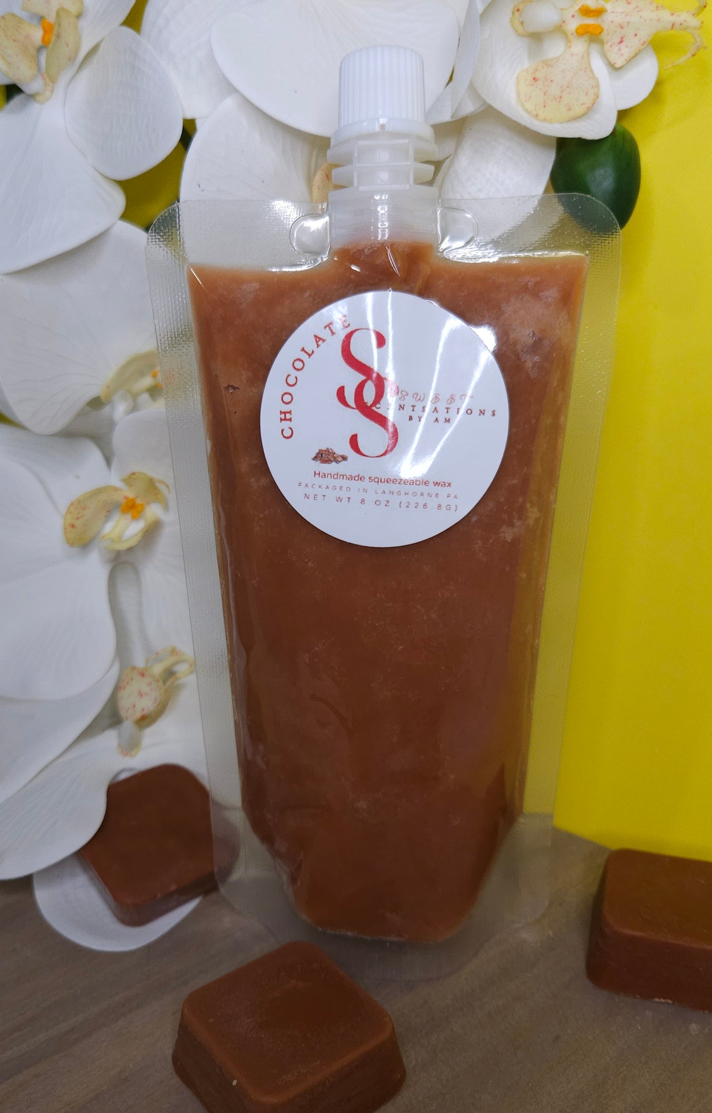 Chocolate squeezeable wax