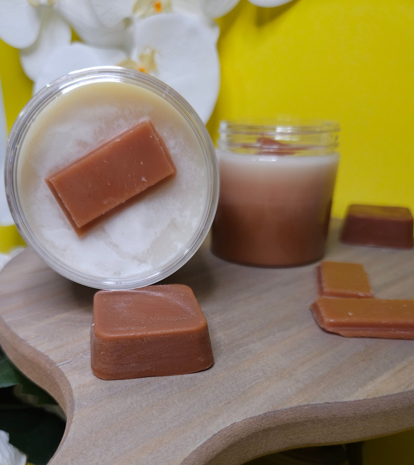 Chocolate scoopable wax
