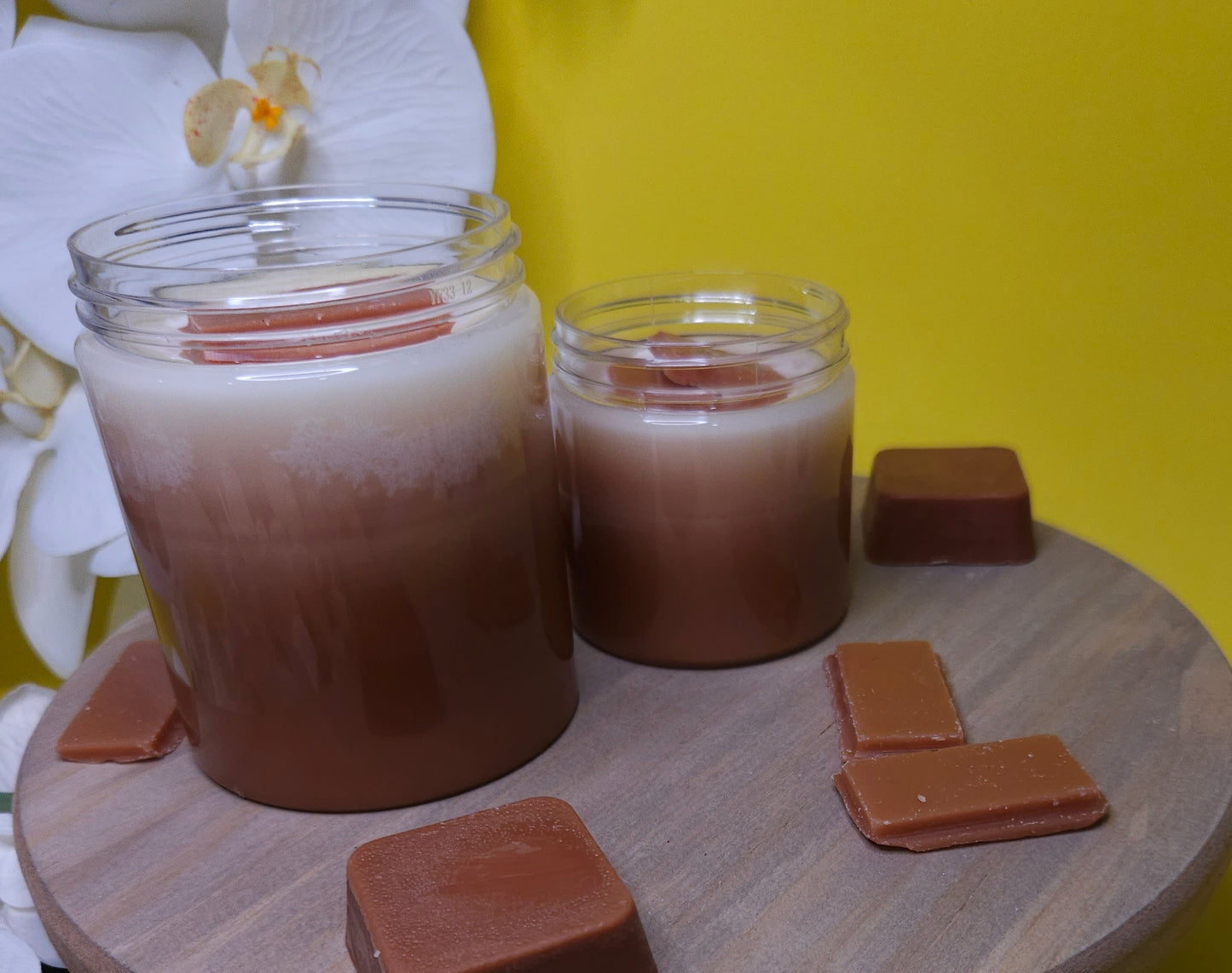 Chocolate scoopable wax