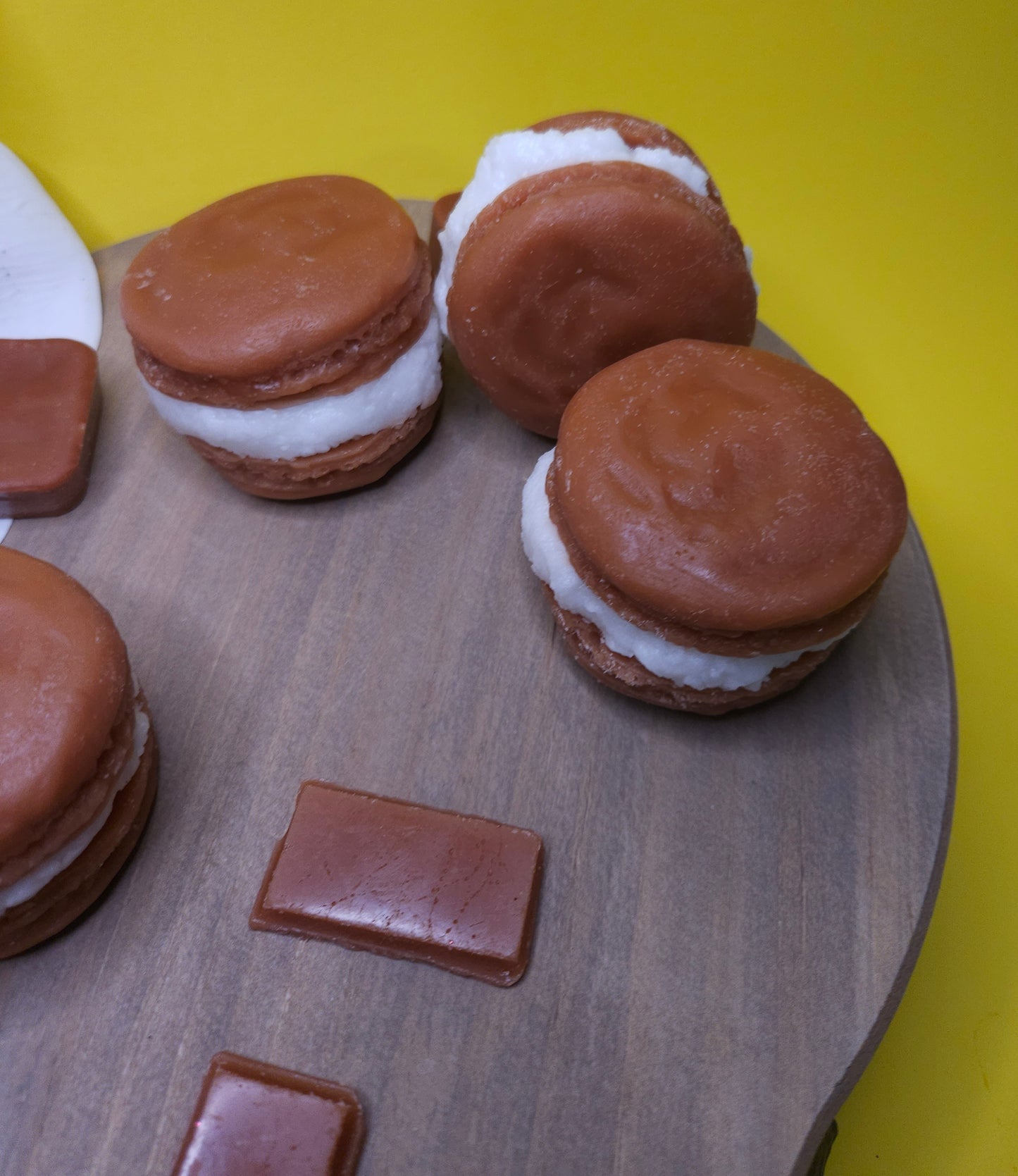 Chocolate Macrons
