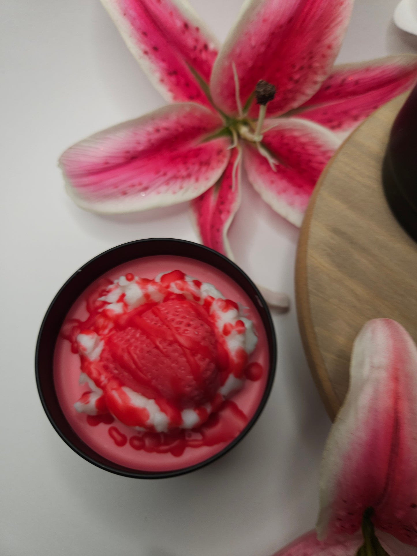 Strawberry Wickless Candles
